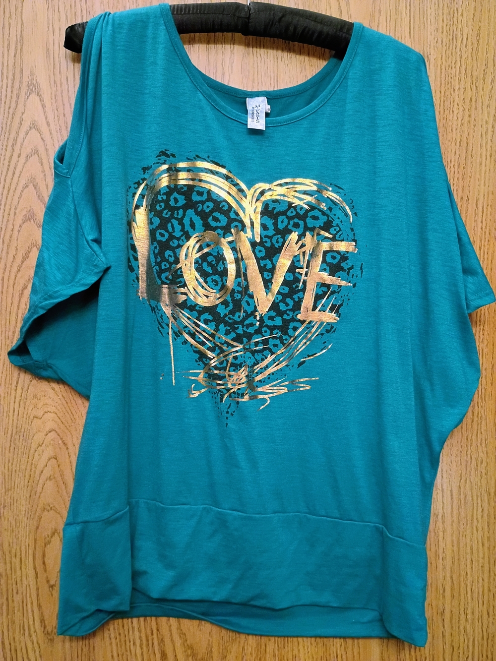 Teal Graphic 'LOVE' Heart Top